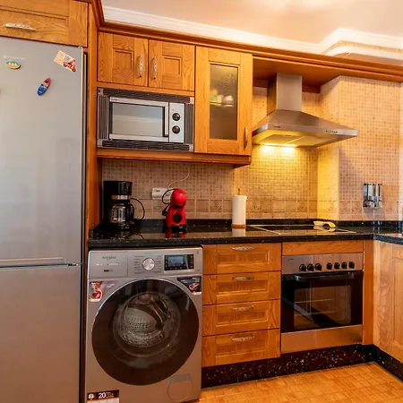Rentitspain - - Arce 13 Hermoso Balcon Con Vista Al Mar נרחה