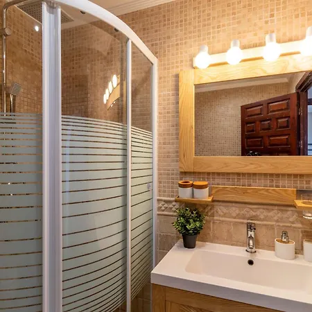 Rentitspain - - Arce 13 Hermoso Balcon Con Vista Al Mar Apartman *