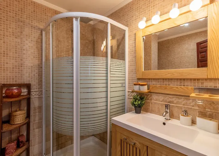 Rentitspain - - Arce 13 Hermoso Balcon Con Vista Al Mar *