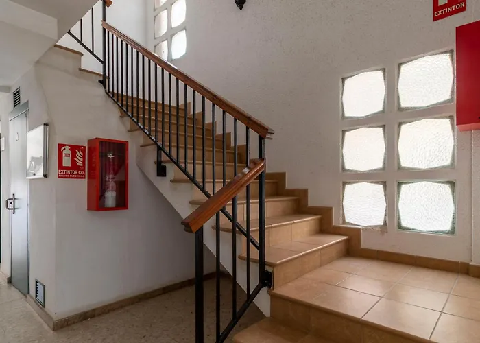 Rentitspain - - Arce 13 Hermoso Balcon Con Vista Al Mar