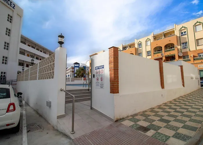 アパート Rentitspain - - Arce 13 Hermoso Balcon Con Vista Al Mar ネルハ